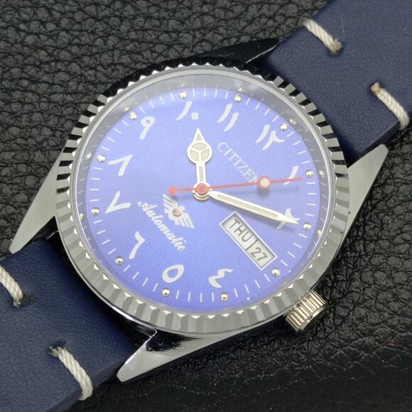 Vintage 1977 Citizen Automatic Mens Silver Watch W/daydate & Blue accents - Picture 6 of 8